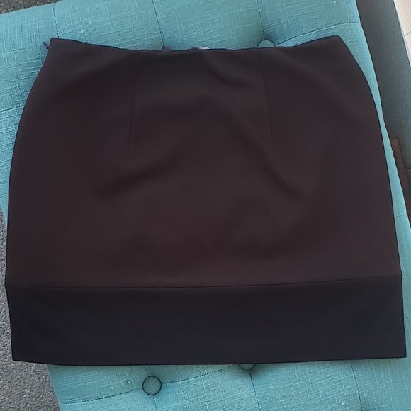 Two Toned Black/Brown Skirt - Picture 3 of 4